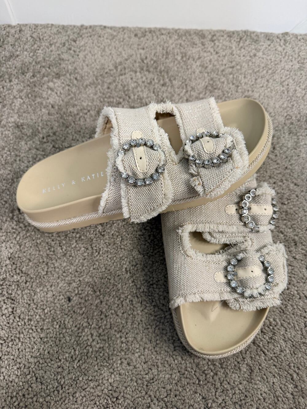 NWOT Kelly & Katie Bejeweled Canvas Slide Sandals Women's Size 8.5